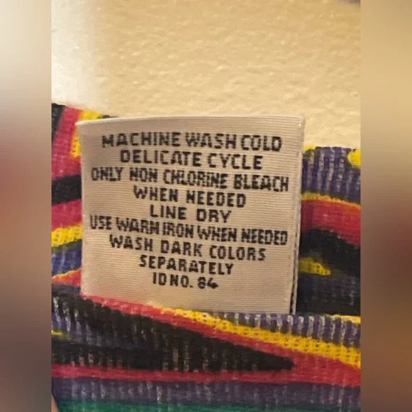 Vintage Gitano 90s Geometric Tribal Print Tee Shirt Medium Made Brazil - Picture 4 of 6